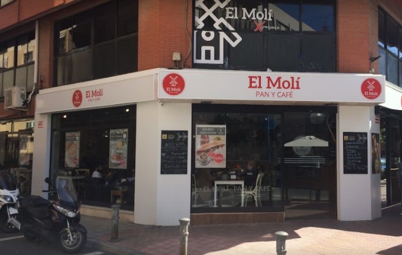 EL MOLI PAN Y CAFÉ