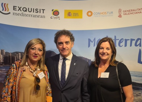 CONHOSTUR JUNTO A TURISME COMUNITAT VALENCIANA PROMOCIONAN LA GASTRONOMÍA VALENCIANA EN BRUSELAS