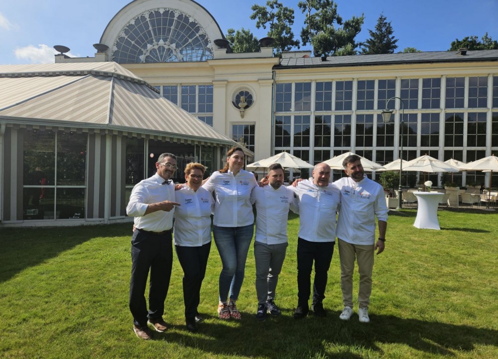 CONHOSTUR JUNTO A TURISME COMUNITAT VALENCIANA Y CONSEJO DE CÁMARAS DE LA CV PROMOCIONAN LA GASTRONOMÍA VALENCIANA EN VARSOVIA
